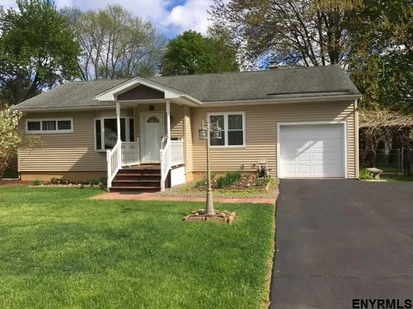 29 E Parkwood St, Albany, NY 12203