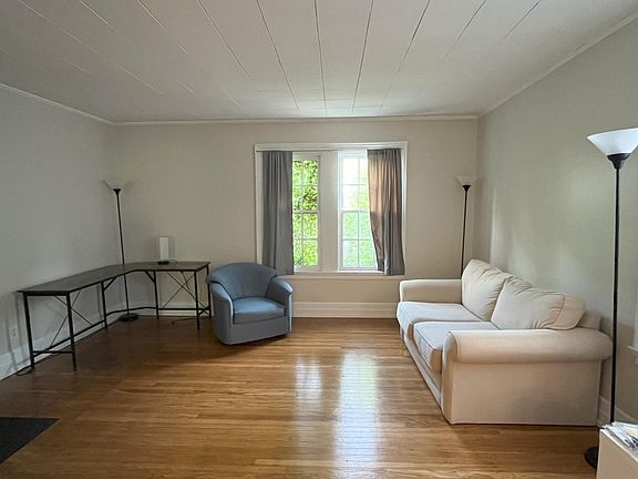 4th image of 144 Saint James Pl #2
