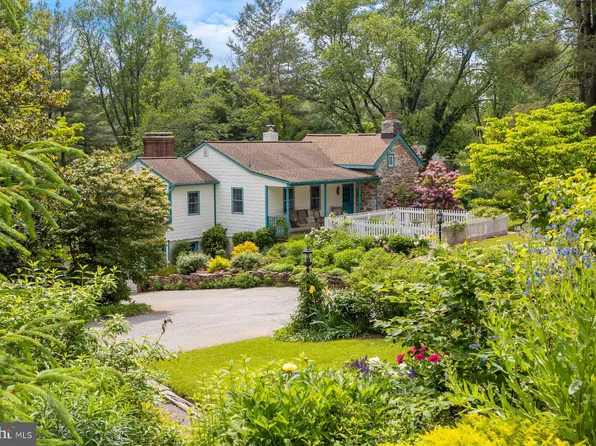 13704 Bardon Rd, Phoenix, MD 21131