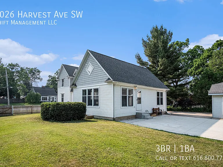 3026 Harvest Ave SW — Photo 4