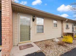 708 Victoria Ct, New Albany, IN 47150