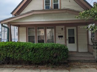 2219 S Allis St, Milwaukee, WI 53207