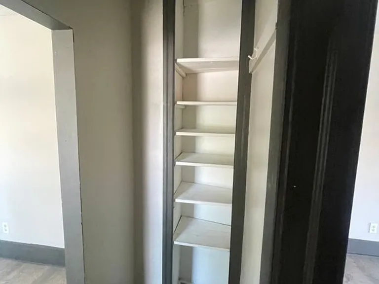 605 Linwood Ave #4 — Photo 9