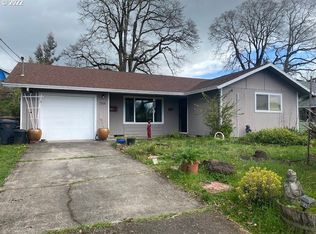 354 N 4th St, Saint Helens, OR 97051