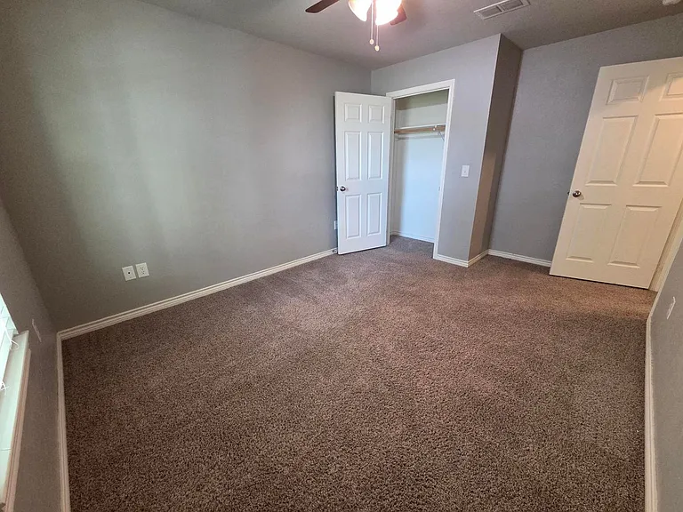 The Woods Luxury Apartments — Photo 17