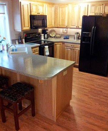 2nd image of 16413 NE 23rd St