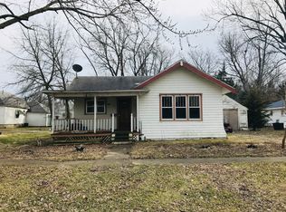 411 E Hickory St, Chatsworth, IL 60921