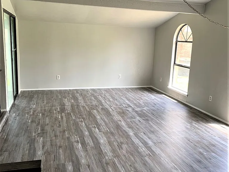 5260 Pruitt Dr — Photo 12