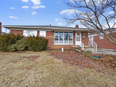 22601 Raymond Ct, Saint Clair Shores, MI, 48082