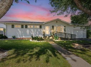 1109 Walworth St, Belle Fourche, SD 57717
