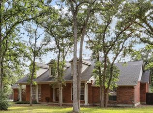 120 Juniper Trl, Elgin, TX 78621