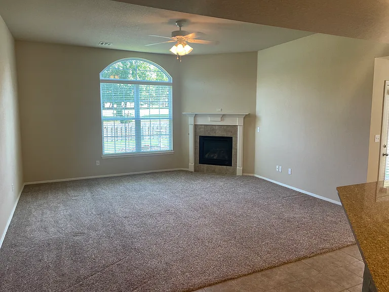 4442 W Serviceberry Dr — Photo 5