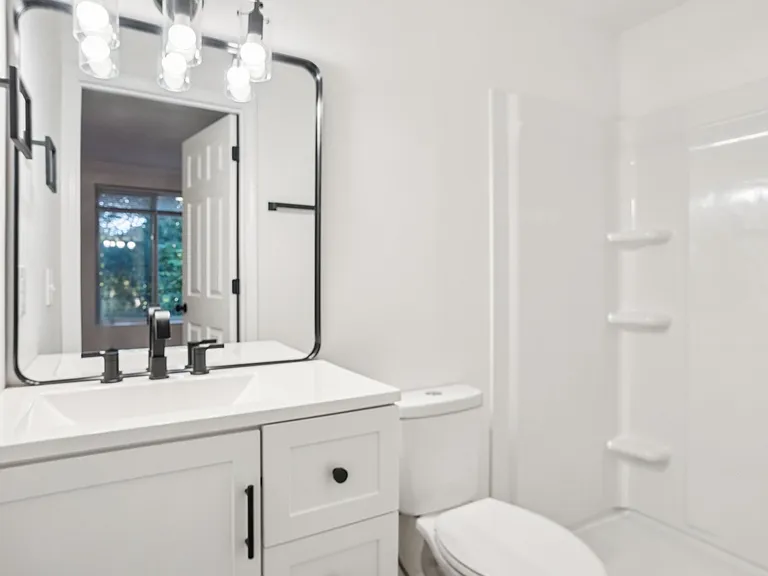 1369 Maple Shade Ln — Photo 21