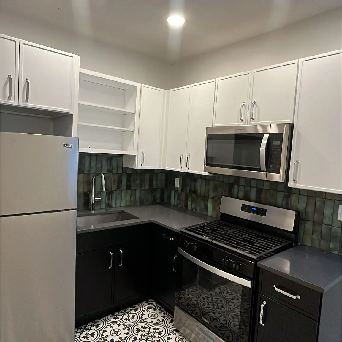 2 bed, $1,999 — Photo 3