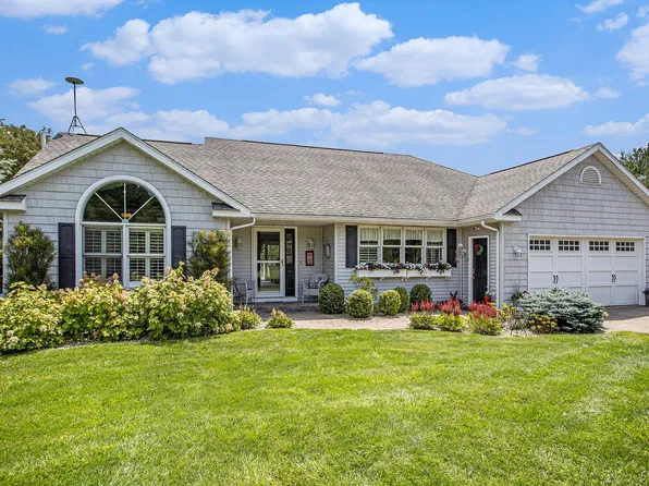 12181 Pine Lake Rd, Plainwell, MI 49080