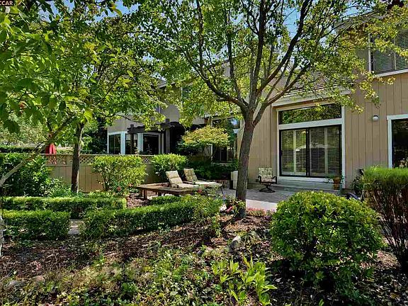 5th image of 115 Kingswood Cir