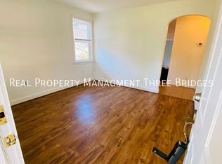 7061 Pernod Ave, Saint Louis, MO