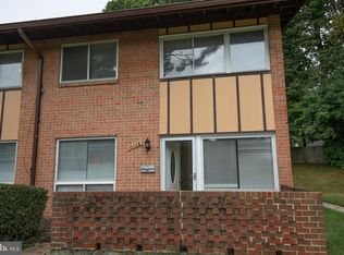 10128 Mosby Woods Dr, Fairfax, VA 22030