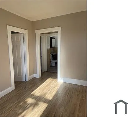 18 Lawton Ave #3 — Photo 7