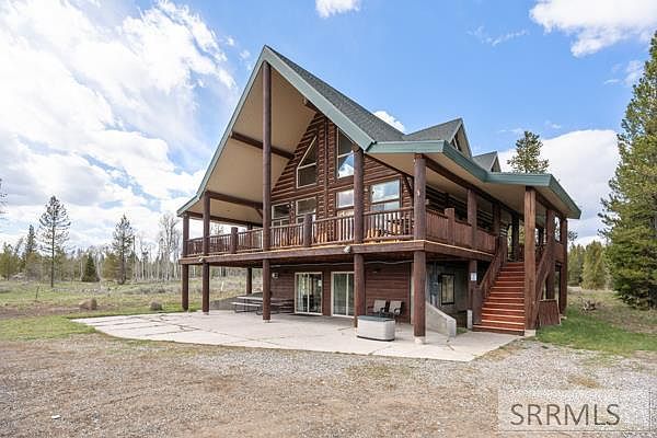 1st image of 3300 Lariat Rd
