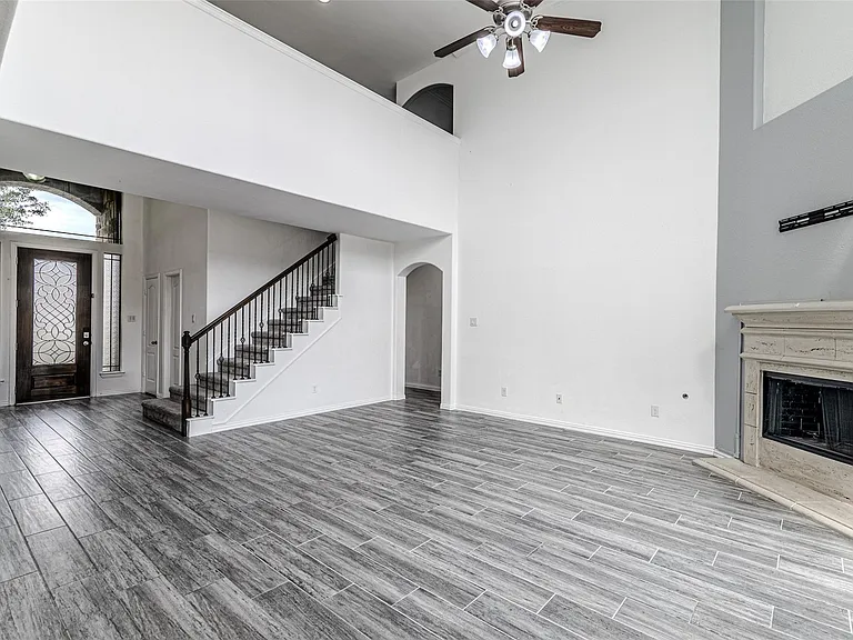 6219 Saint Rosalia Dr — Photo 15