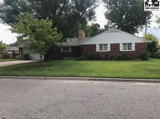 2904 N Jefferson St, Hutchinson, KS 67502