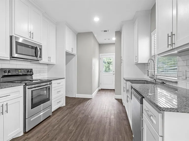 426 W Coffin St — Photo 7