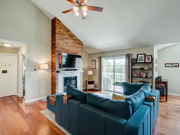 1914 Parknoll Ln, Port Washington, WI 53074