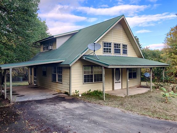 2nd image of 71 Golf Club Dr