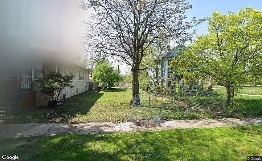 1st image of 611 W 123rd St