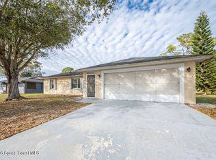 171 Americana Blvd NE, Palm Bay, FL 32907