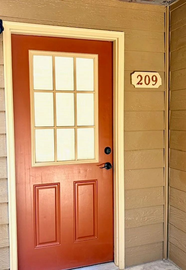 Updated 1-Bedroom Boulder Condo With Pool & Prime Location! Available Now! — Photo 2