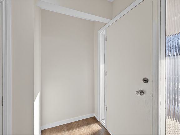 4th image of 9640 74th Ave NW