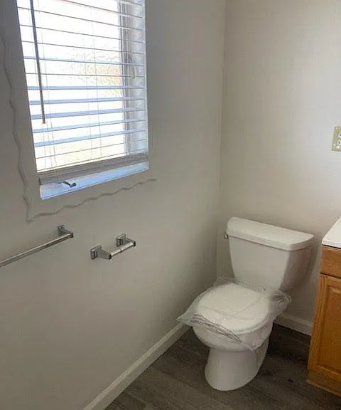 320 W Artesia St #16 — Photo 8