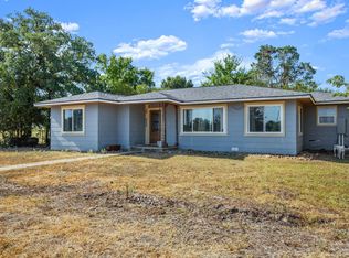 1099 Private Road 1061, Paige, TX 78659
