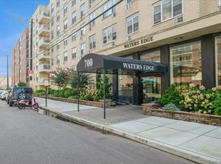 700 Shore Road #2E, Long Beach, NY 11561