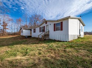 460 Cheatham Ln, Goodspring, TN 38460