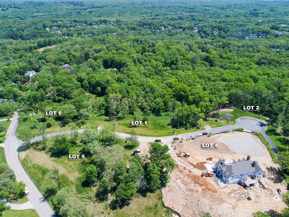 2nd image of 3 Deer Ridge Ln