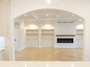 21 Quiet St, East Sandwich, MA 02537