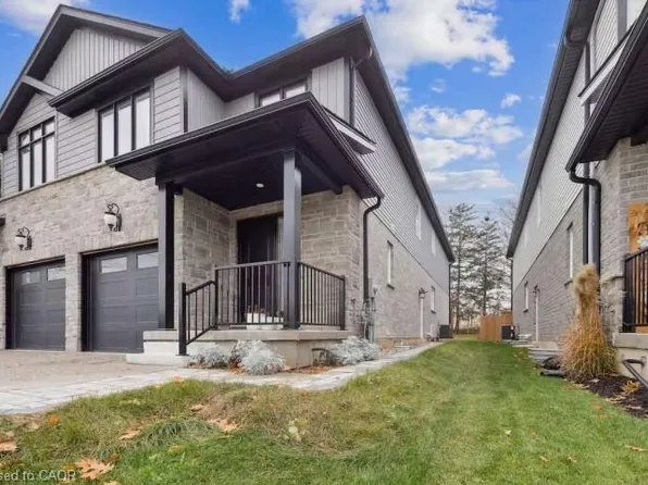 1156 Swan St, North Dumfries, ON N0B 1E0