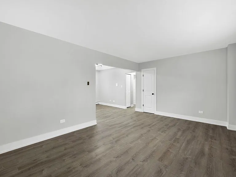 2050 E 72nd Place — Photo 3