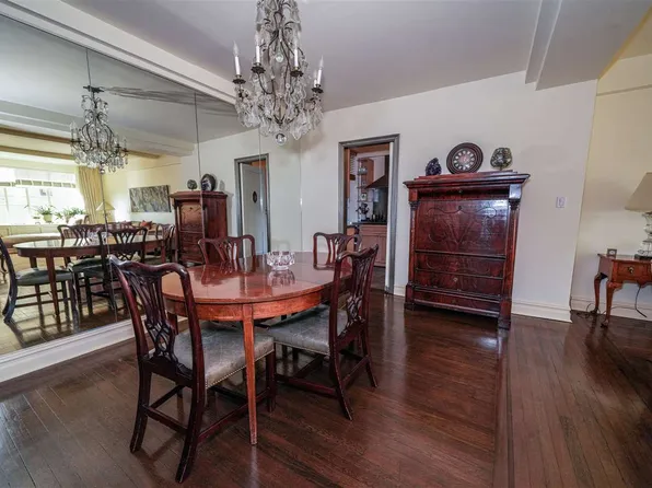 320 Central Park West image 5 of 13