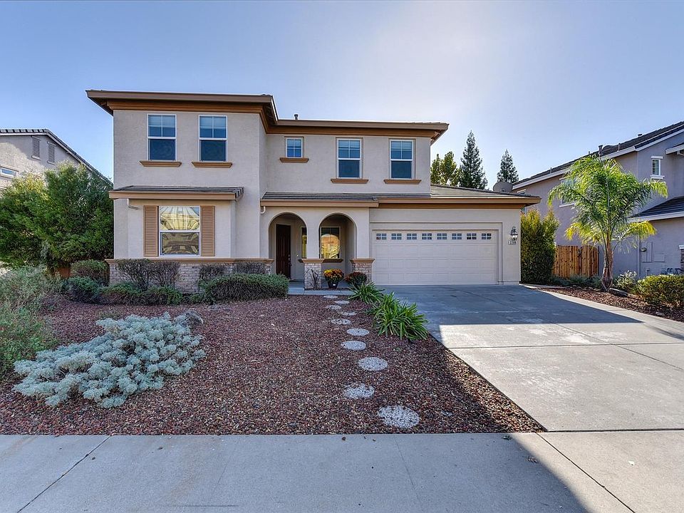 1st image of 2288 Petruchio Way