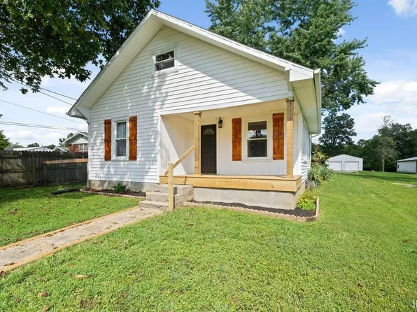 5008 S Lincoln St, Oakland City, IN 47660