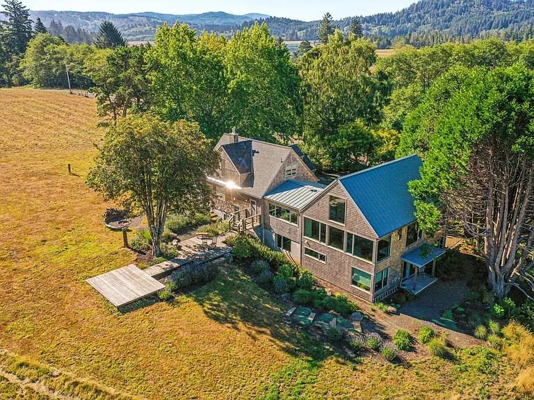 2156 N Three Rocks Rd — Photo 43