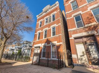 2246 W 19th St #1F, Chicago, IL 60608