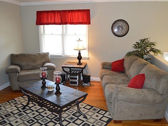 2nd image of 3560 Jacqueline Dr