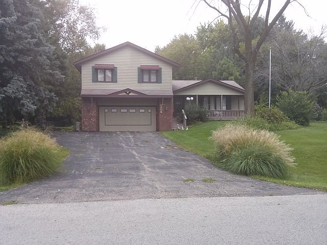 1st image of 6808 Laurel Cherry Dr