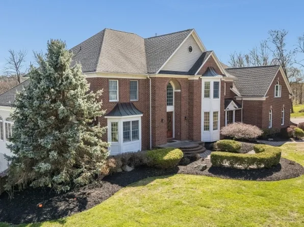 3 Alexandria Overlook, Alexandria Twp., NJ 08848