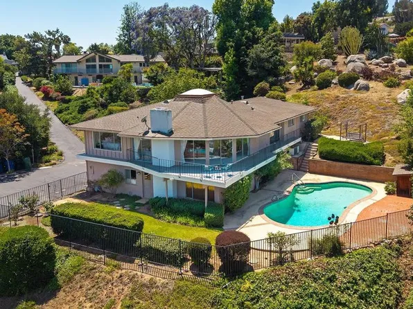 11238 Rolling Hills Dr, El Cajon, CA 92020